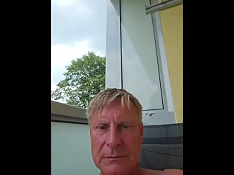 johnnym1 online show from June 2026 01:44:02 PM