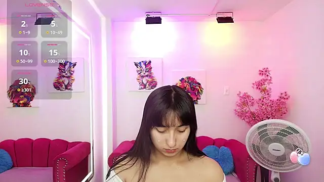 Snapshot of Miss_dolly_ chatting on September 2025 01:00:02 PM Miss dolly online show from September 2025 01:00:02 PM