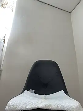 keirabbw online show from November 2025 06:17:01 PM