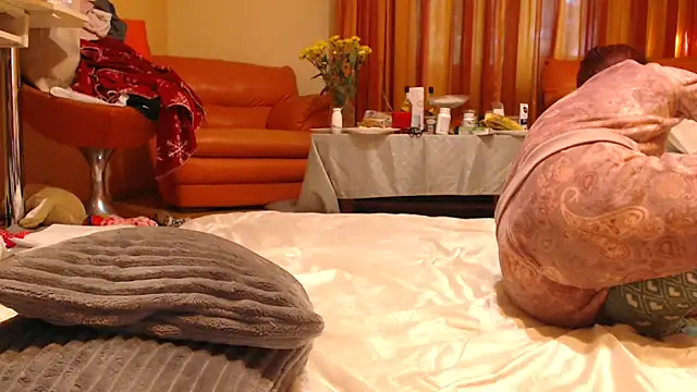 Snapshot of LovelyAndraGirl chatting on September 2025 02:00:01 PM LovelyAndraGirl online show from September 2025 02:00:01 PM