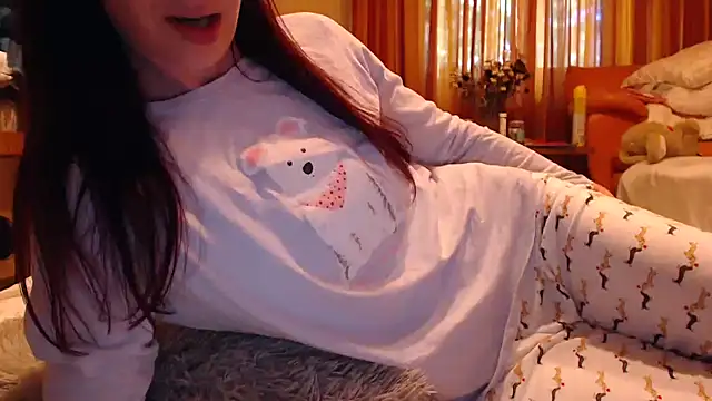 LovelyAndraGirl online show from May 2026 12:01:02 PM