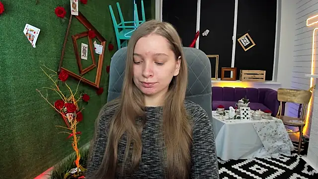 Snapshot of MayaSinabon chatting on December 2024 07:16:01 AM MayaSinabon online show from December 2024 07:16:01 AM