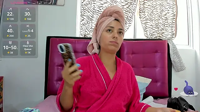 Snapshot of AlanaLars chatting on February 2026 09:11:01 PM AlanaLars online show from February 2026 09:11:01 PM