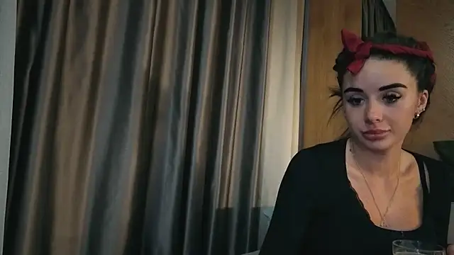 your bunnygirl online show from October 2025 08:52:02 PM