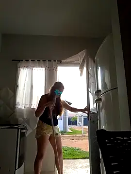 MILEIDE980 online show from October 2025 10:34:02 AM