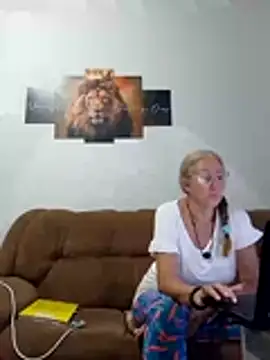 MILEIDE980 online show from March 2026 09:32:02 PM