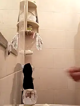 Snapshot of CharlotteScotte chatting on December 2024 10:45:02 AM CharlotteScotte online show from December 2024 10:45:02 AM