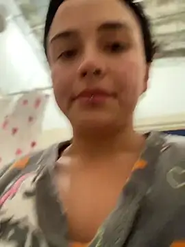 Snapshot of CharlotteScotte chatting on December 2024 08:20:01 AM CharlotteScotte online show from December 2024 08:20:01 AM