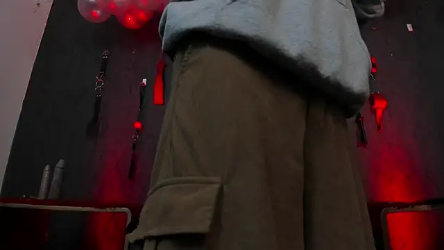 Snapshot of CharlotteScotte chatting on January 2025 12:09:02 PM CharlotteScotte online show from January 2025 12:09:02 PM