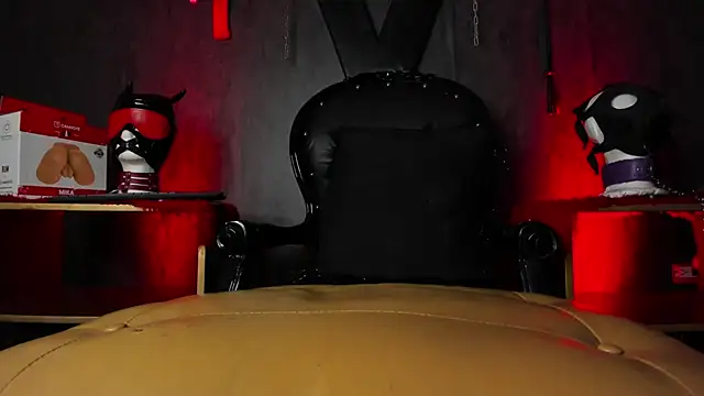 Snapshot of CharlotteScotte chatting on January 2025 02:55:02 PM CharlotteScotte online show from January 2025 02:55:02 PM