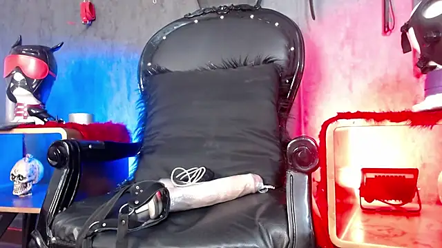 Snapshot of CharlotteScotte chatting on February 2025 11:54:01 AM CharlotteScotte online show from February 2025 11:54:01 AM