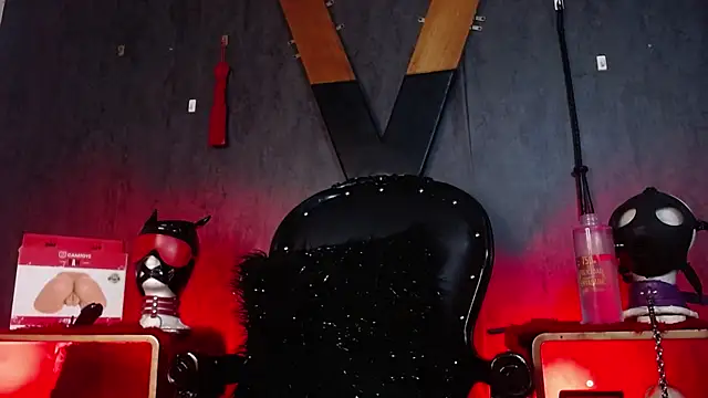 Snapshot of CharlotteScotte chatting on February 2025 03:52:01 PM CharlotteScotte online show from February 2025 03:52:01 PM