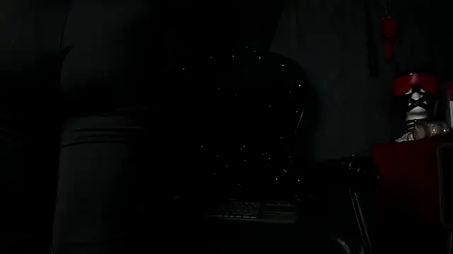 Snapshot of CharlotteScotte chatting on March 2025 12:01:02 PM CharlotteScotte online show from March 2025 12:01:02 PM