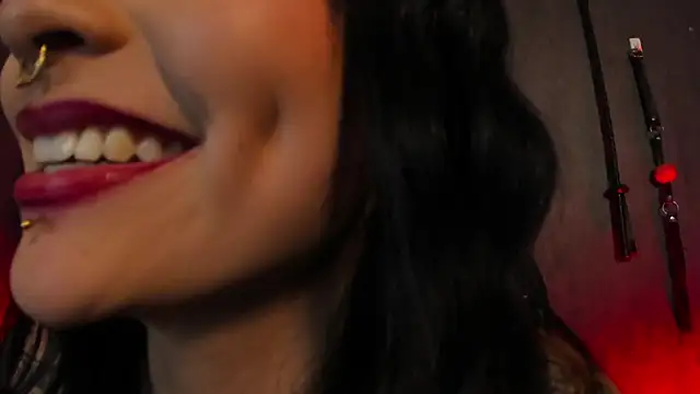 Snapshot of CharlotteScotte chatting on March 2025 05:07:01 PM CharlotteScotte online show from March 2025 05:07:01 PM