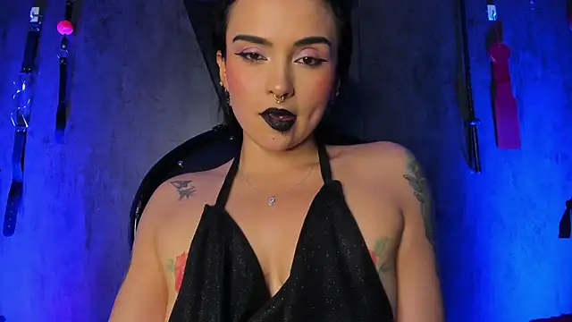 Snapshot of CharlotteScotte chatting on March 2025 02:46:02 PM CharlotteScotte online show from March 2025 02:46:02 PM