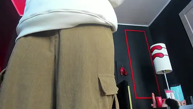 Snapshot of CharlotteScotte chatting on September 2025 11:56:01 AM CharlotteScotte online show from September 2025 11:56:01 AM