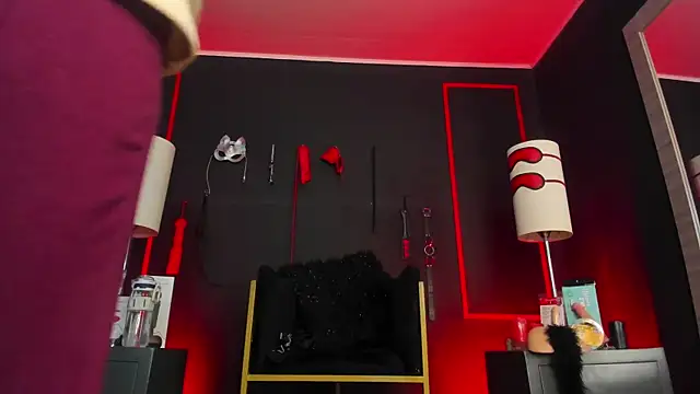 Snapshot of CharlotteScotte chatting on September 2025 12:07:01 PM CharlotteScotte online show from September 2025 12:07:01 PM