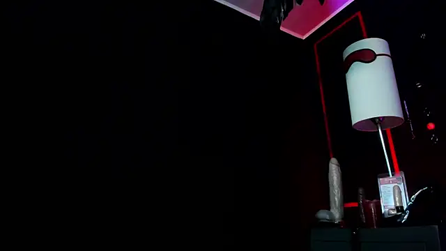 Snapshot of CharlotteScotte chatting on October 2025 11:10:01 AM CharlotteScotte online show from October 2025 11:10:01 AM