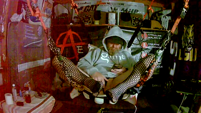 Snapshot of Cummerforyouu2 chatting on March 2026 07:23:01 AM Cummerforyouu2 online show from March 2026 07:23:01 AM