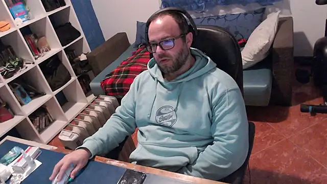 ravingr4d4 online show from February 2025 09:13:01 PM