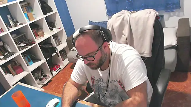 ravingr4d4 online show from October 2025 10:52:01 PM