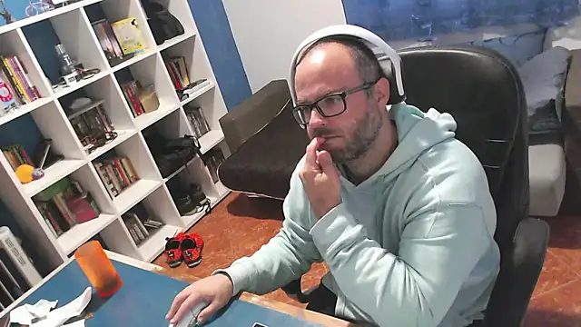 ravingr4d4 online show from November 2025 03:06:02 PM