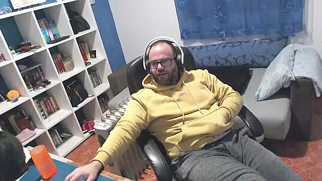 ravingr4d4 online show from November 2025 10:03:02 PM