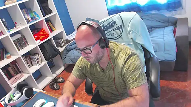 ravingr4d4 online show from May 2026 08:32:02 AM