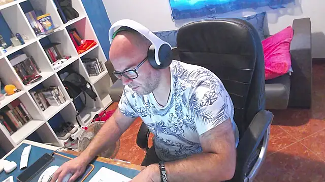ravingr4d4 online show from June 2026 08:06:02 AM