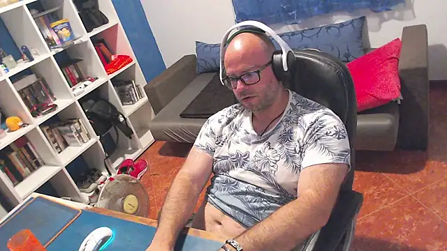 ravingr4d4 online show from June 2026 10:10:02 PM