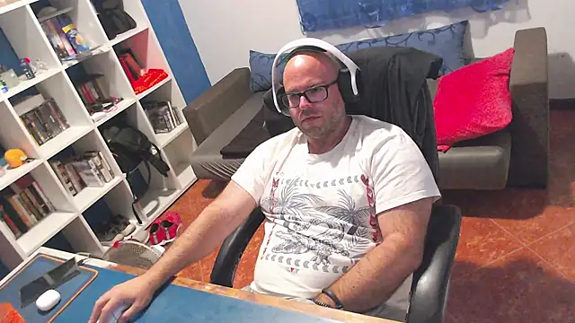 ravingr4d4 online show from June 2026 10:58:02 PM