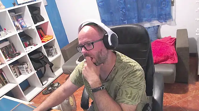 ravingr4d4 online show from June 2026 08:59:02 PM