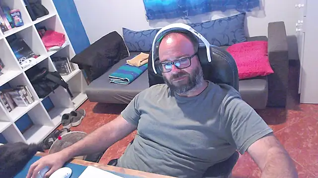ravingr4d4 online show from July 2026 01:32:02 PM