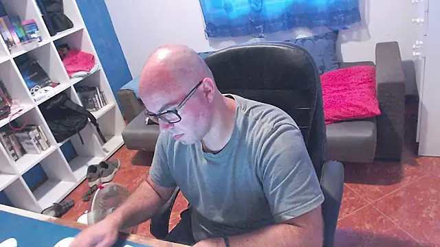 ravingr4d4 online show from July 2026 10:47:02 AM