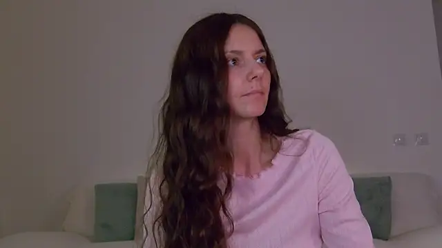 LilyRoselyn online show from October 2025 11:16:02 PM