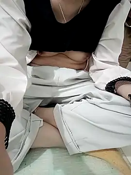 SweetGirl2k2 online show from October 2025 09:37:01 AM