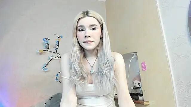 Alisa Black Star online show from April 2026 05:51:02 PM