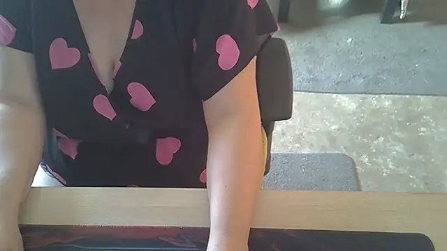 Silvia2277 online show from November 2025 09:44:02 AM