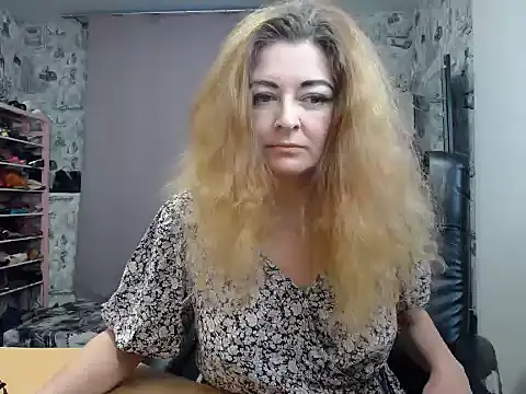 Helen1974 online show from March 2025 03:18:02 PM