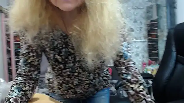 Helen1974 online show from October 2025 09:45:01 PM