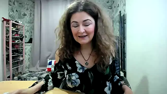 Helen1974 online show from May 2026 01:55:01 AM