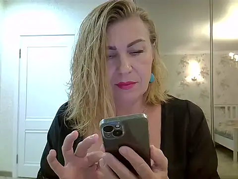 Alexandra-Rosee online show from February 2025 12:22:02 PM