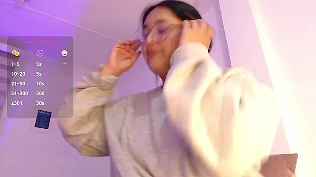 Snapshot of Megan_FE chatting on October 2025 03:37:02 AM Megan FE online show from October 2025 03:37:02 AM