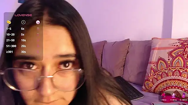 Snapshot of Megan_FE chatting on October 2025 01:34:02 PM Megan FE online show from October 2025 01:34:02 PM