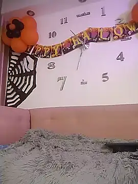 Snapshot of CaroFisher chatting on October 2025 01:59:02 PM CaroFisher online show from October 2025 01:59:02 PM