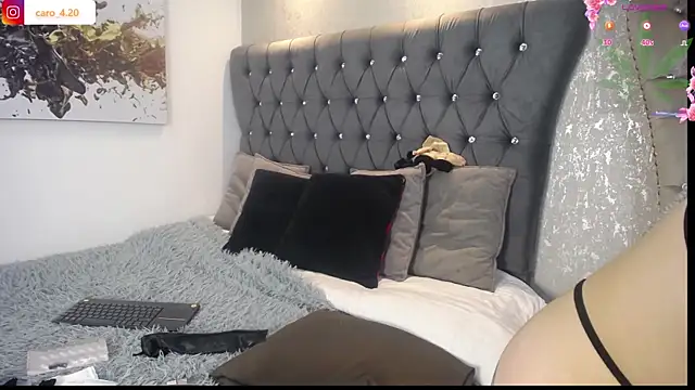 CaroFisher online show from January 2026 01:13:02 PM