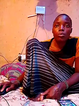 cute naimah online show from November 2025 05:28:02 PM