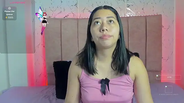 Snapshot of sexylaurita chatting on October 2025 02:25:02 PM sexylaurita online show from October 2025 02:25:02 PM