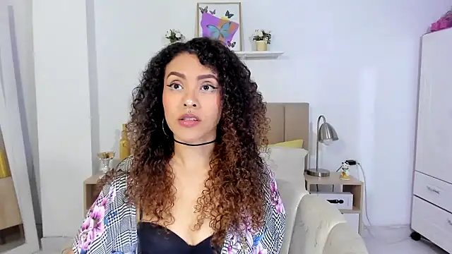 Zoe Gruber online show from June 2026 12:25:01 AM
