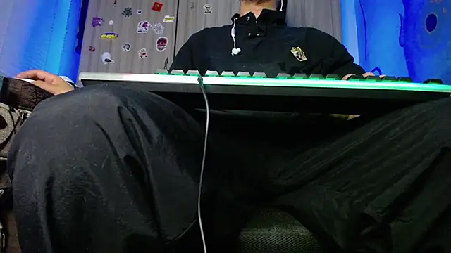 Snapshot of zacwatson_ chatting on February 2025 06:56:01 AM zacwatson online show from February 2025 06:56:01 AM